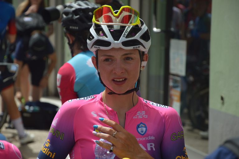 Chiara Consonni fifth in the Tortolì sprint at the Giro Donne ...